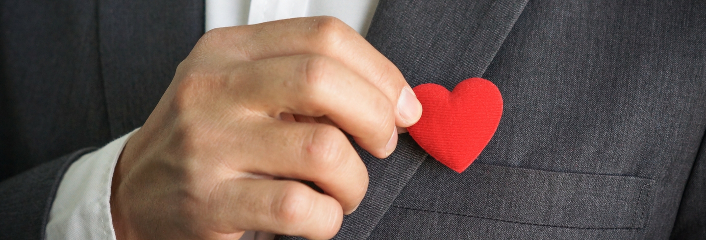 Heart suite share the love 1440 x 490 