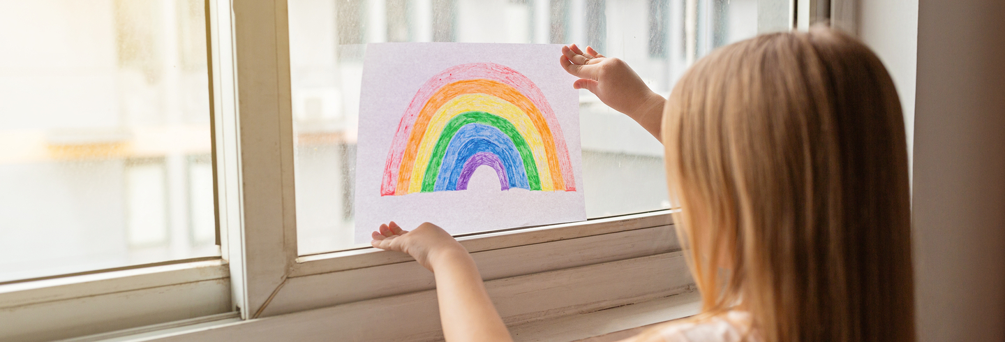 Rainbow_in_window