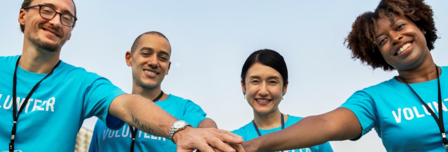 volunteer blue tshirts